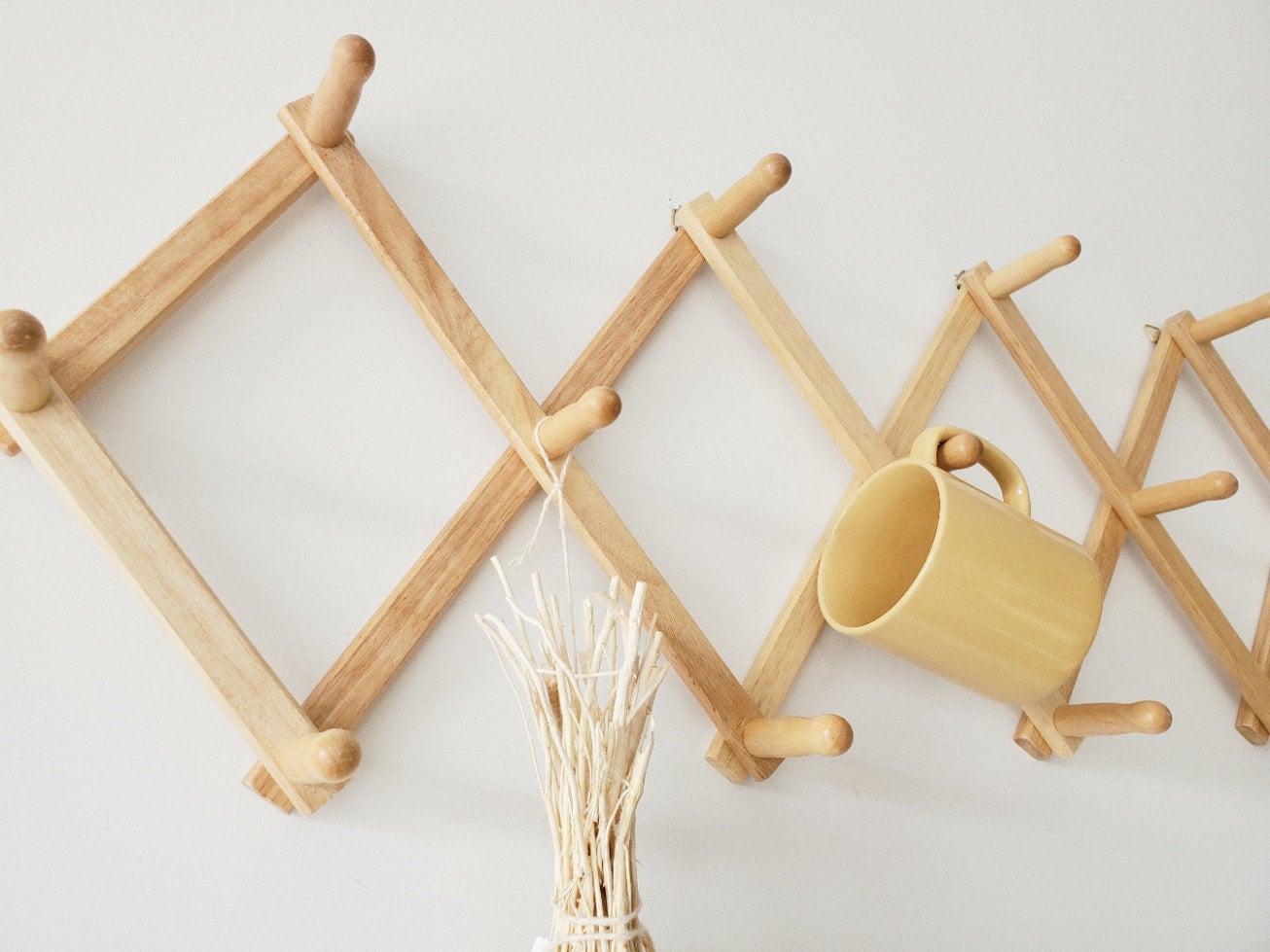 accordion wall rack